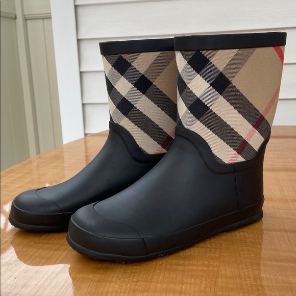Burberry Kids Vintage Check Neoprene and Rubber Rain Boots Size 3 Kids Unisex - Picture 8 of 10